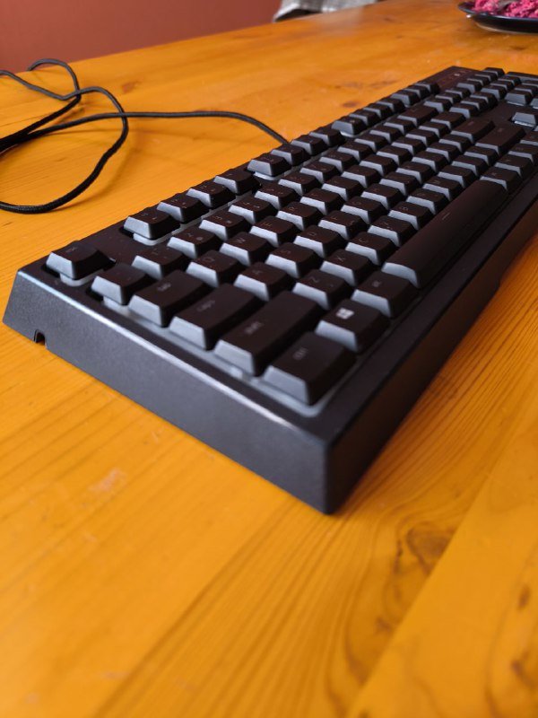 Клавиатура Razer Ornata Chroma 3