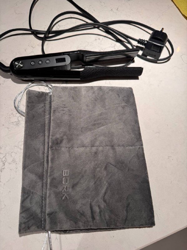 Выпрямитель-стайлер BORK с чехлом