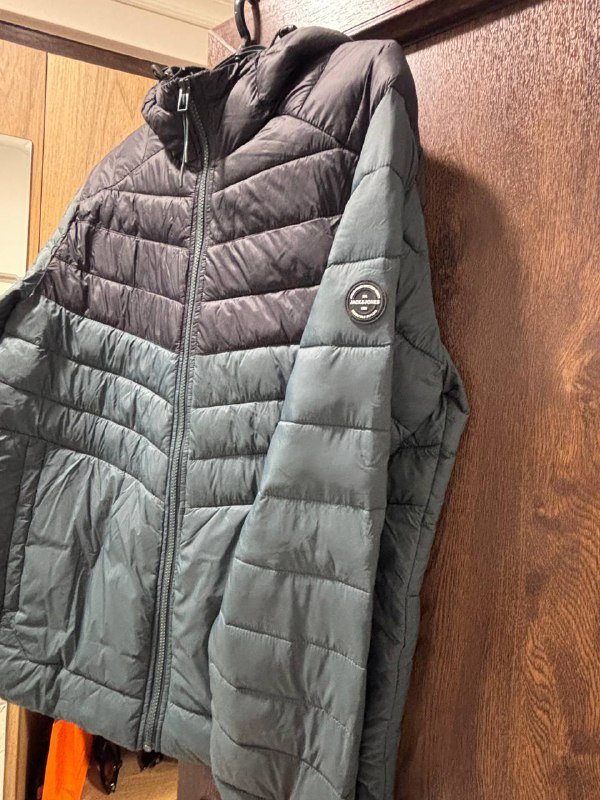 Мужская куртка JACK & JONES ESSENTIALS 2