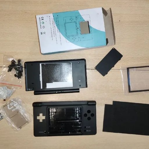 New black shell for Nintendo DSi