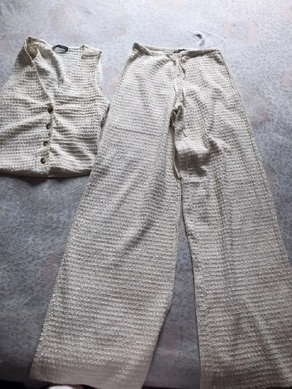 Двойка Zara, кофта Lacoste 1