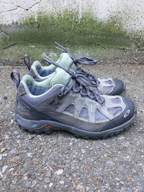 2008 Salomon shoes, size 25.5 cm