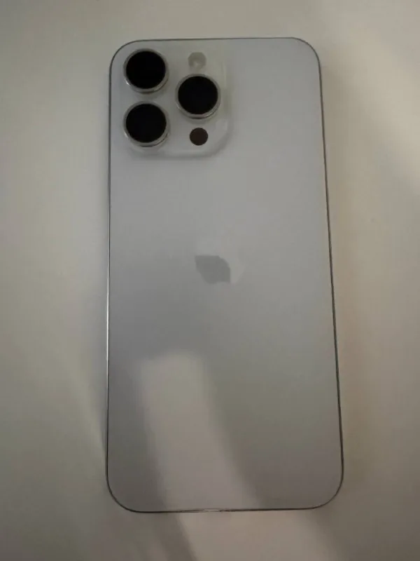 iPhone 15 Pro Max 512 GB 1