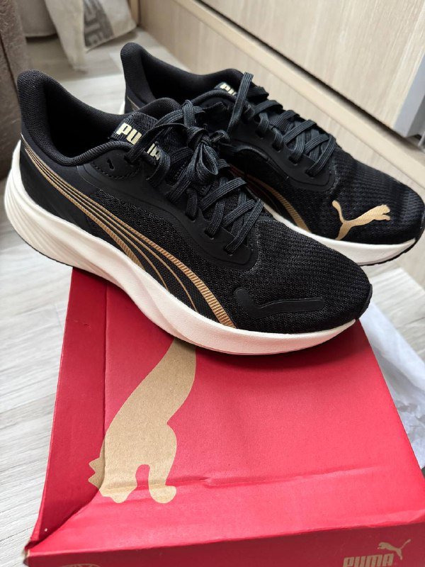 Кроссовки Puma, Шлепки Zara 3