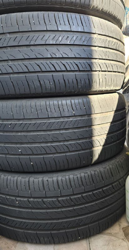Летняя резина Roadstone Nfera Au5 245/45/19 комплект 4шт