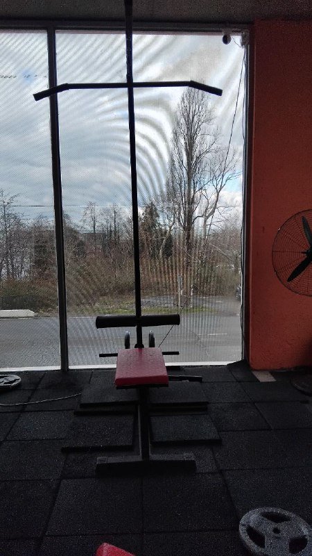 Тренажер для тяги сверху