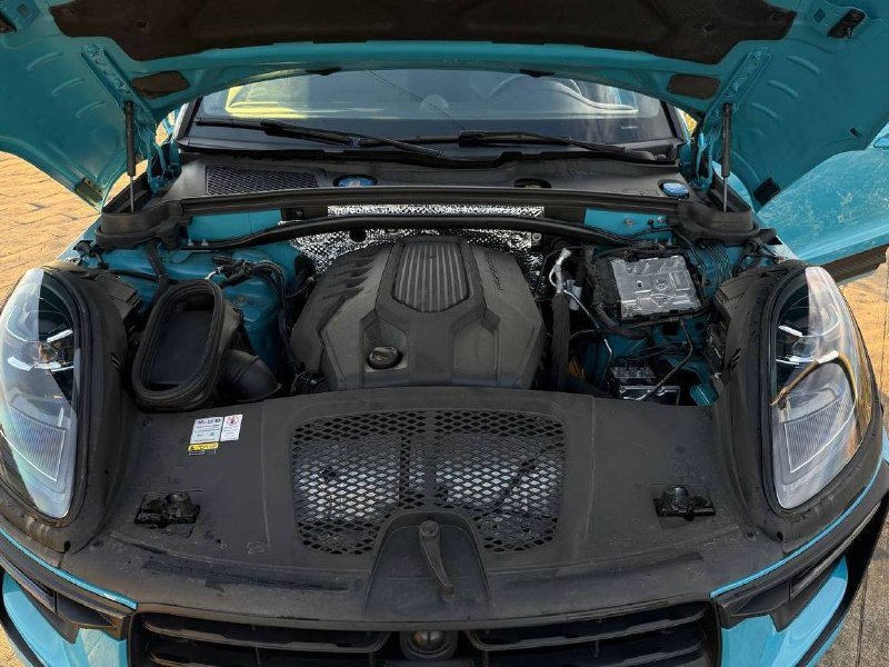 Porsche Macan 9