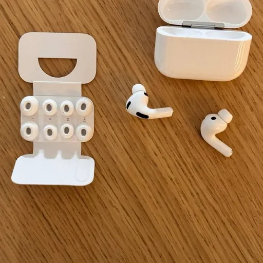 AirPods Pro 3