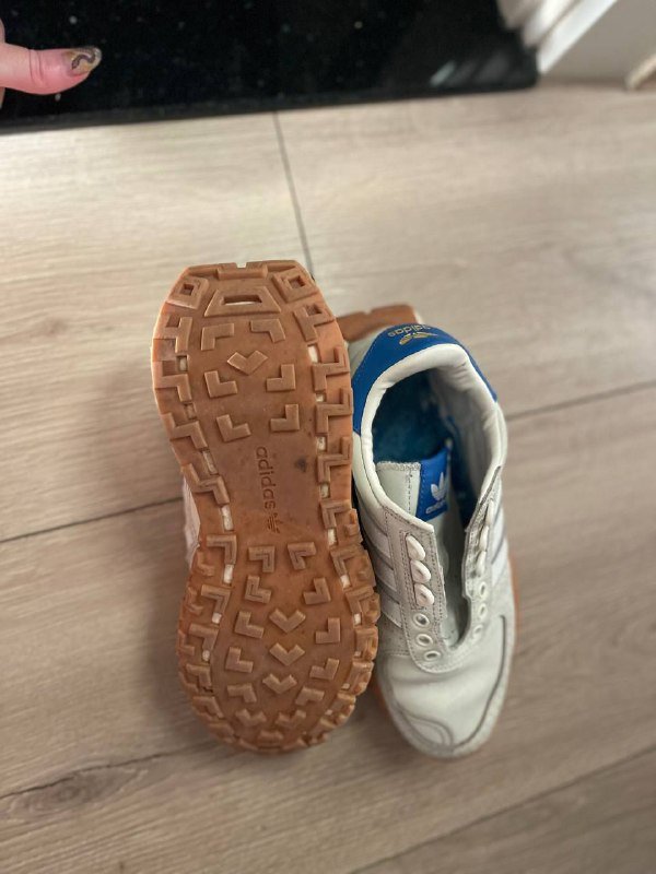 Оригинальные кроссовки adidas 3