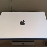 MacBook Air 15,3 M4 24/512 გბ 2