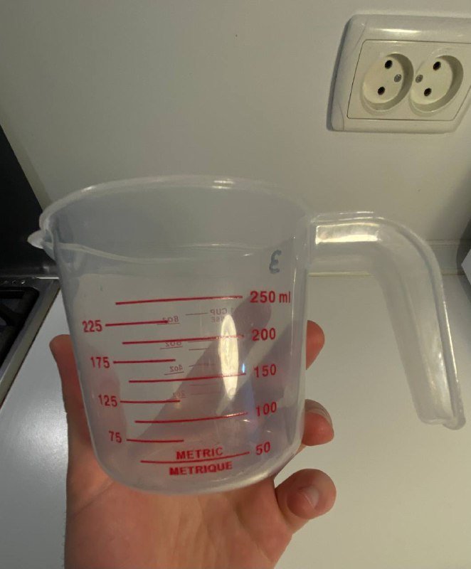 Белые контейнеры Jysk, Серые контейнеры, Мерный стаканчик, Стеклянная миска для хранения 3