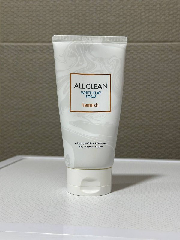 Пенка для умывания с белой глиной