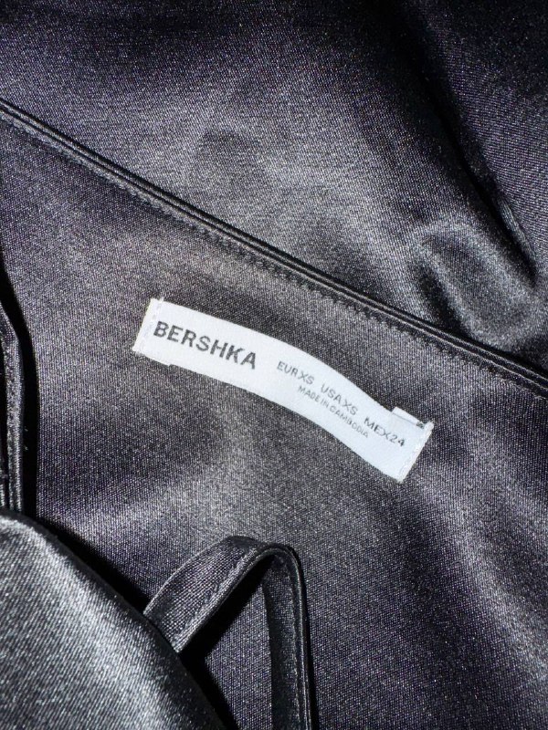 Платье мини черное, Платье белое Zara, Юбка Sisley 3