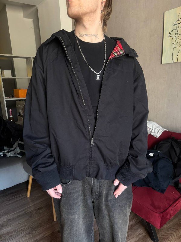 мужские футболки и брюки разных размеров 3