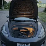 Tesla Model 3 8