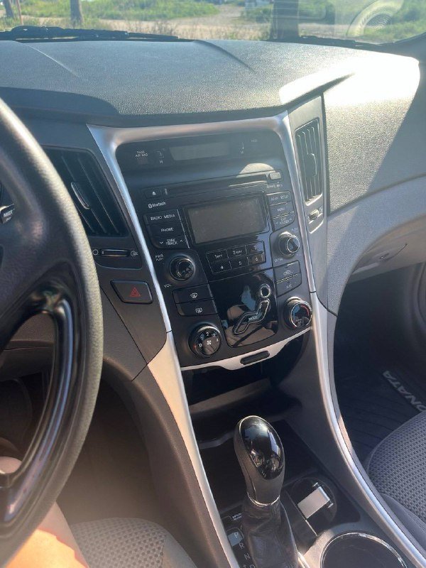 Hyundai Sonata 2012 седан 8