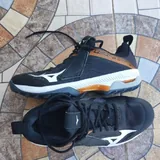 Женские Brooks Ghost 16 GTX, унисекс Mizuno Wave Panthera 7