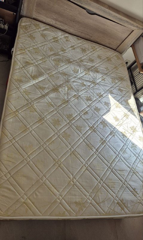 Матрас б/у 140×200