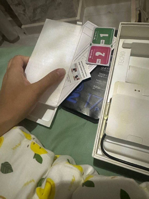 Телефон Tecno Camon 17P 128+6GB 4