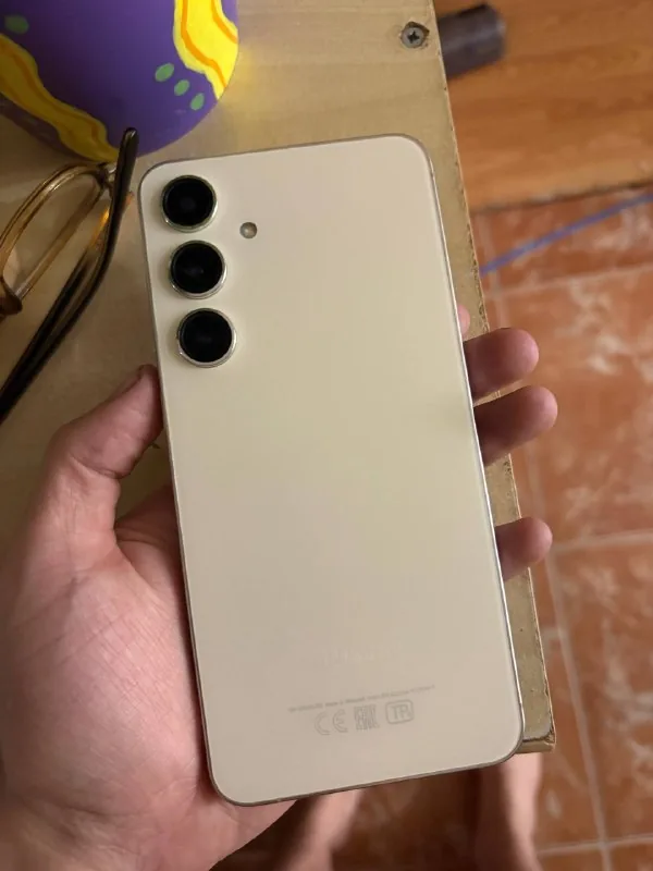 Samsung S24+ обмен на iPhone 14 Pro или 15 1
