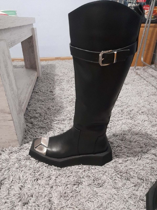 Женские сапоги черные 38 размер