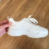 Белые кроссовки, белые кеды, кроссовки Nike 1