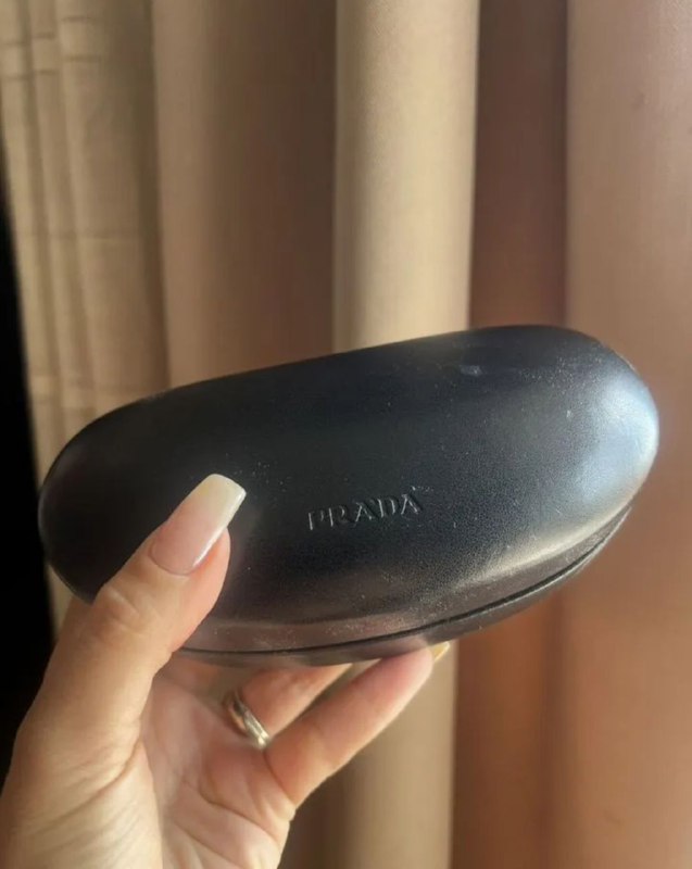 Очки Prada