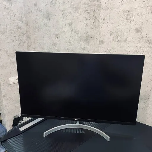 LG 32UN500-W монитор 32 дюйма 4K