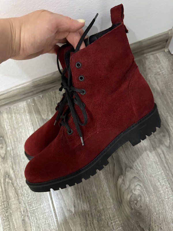 Женские замшевые ботинки 39р 3
