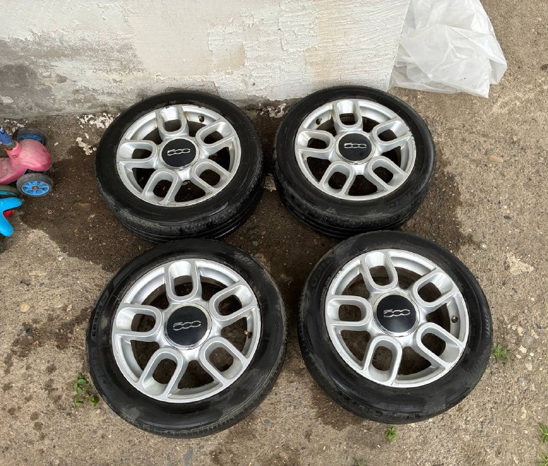Диски Fiat 500 и шины Bridgestone 185/55 R15