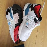 Кроссовки Adidas 1