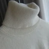 Шерстяная водолазка Uniqlo 2