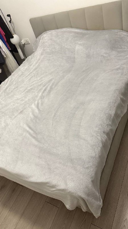 Плед, кальян, мольберт с красками, весы, швейный набор, пляжное платье