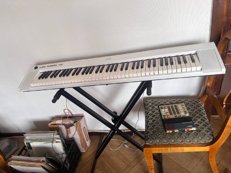 Цифровое пианино Yamaha Piaggero NP-32