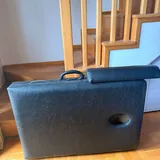 Массажный стол, женские сумки и пакеты 3