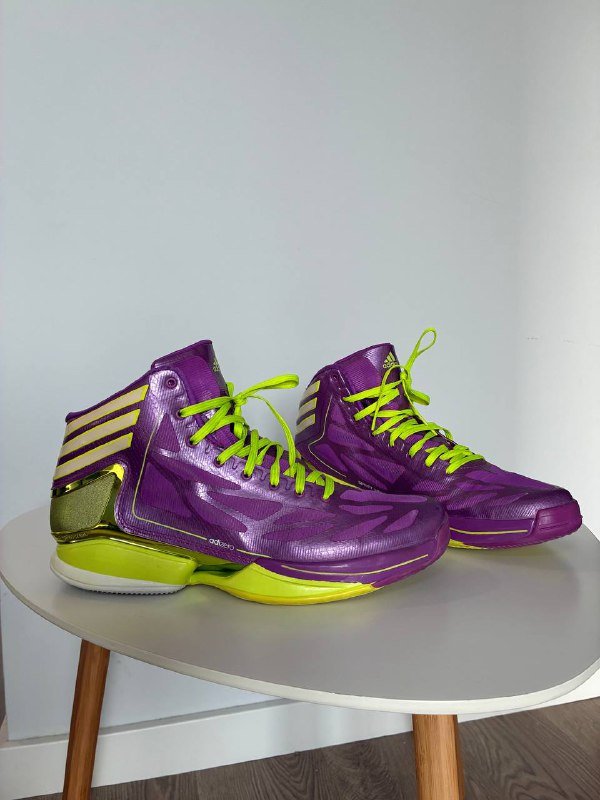 Баскетбольные кроссовки Adidas AdiZero Crazy Light 2