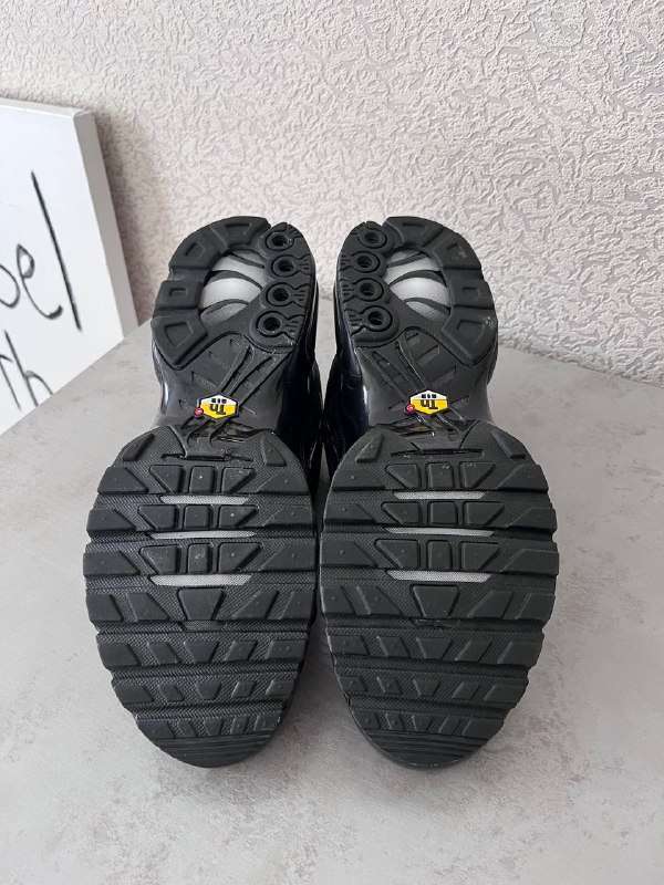 Кроссовки Nike Air Max TN Plus 9 US 42.5 3