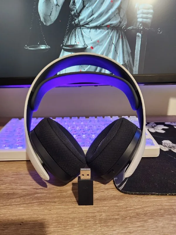 Sony Pulse 3D наушники 1