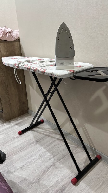 Ironing board and iron Braun TexStyle 3 2000W (set, like new)