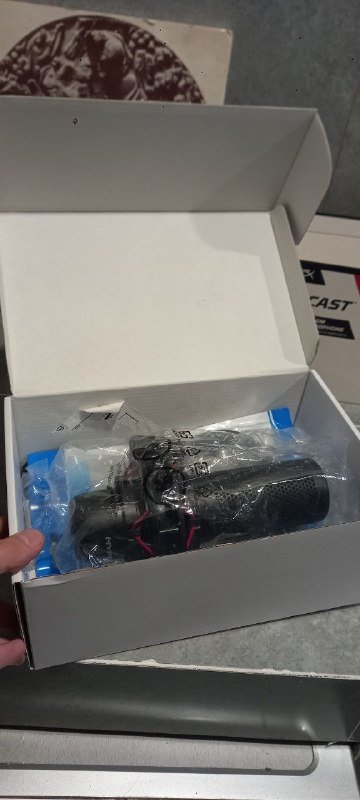 HyperX ProCast микрофон, кабель 5