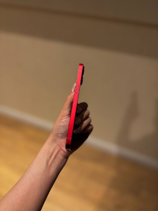 iPhone 13 128 GB, чехол 2