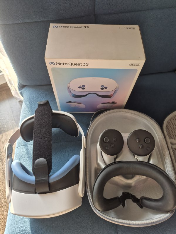 VR-очки Meta Quest 3S 256Gb 2