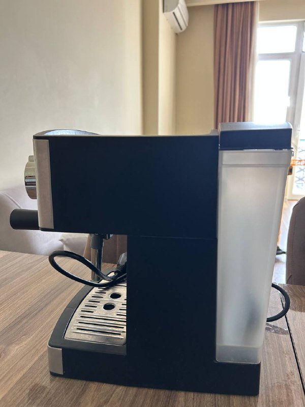 рожковая кофеварка Mesko с капучинатором 2