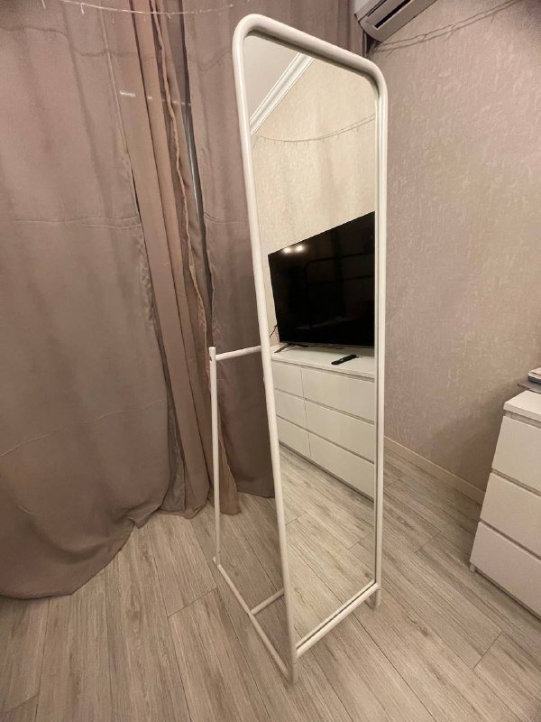 Зеркало-вешалка IKEA KNAPPER белое с крючками 4