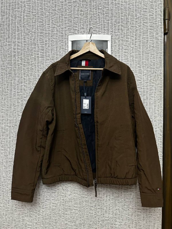 Куртка новая Tommy Hilfiger