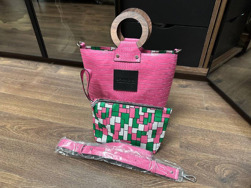 Сумки Guess, Michael Kors, Shavdia розовая и зеленая 3