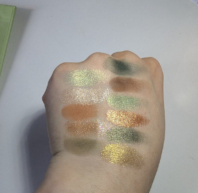 Палетка теней Divage Royal Garden 6