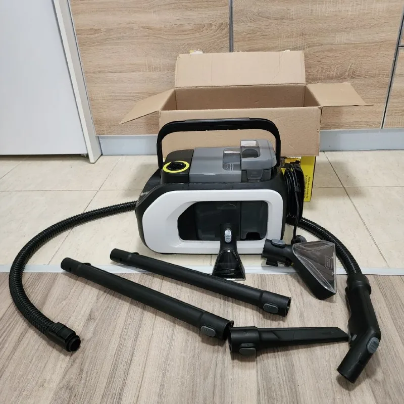 Моющий пылесос Karcher SE 3