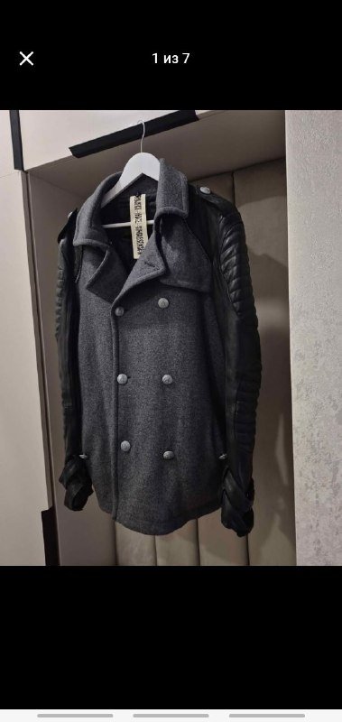 Бомбер Diesel, куртка кожаная Diesel, куртка Barney's originals, пальто Project Foce, куртка Chevirex, футболка Diesel, кеды Converse и Diesel 5