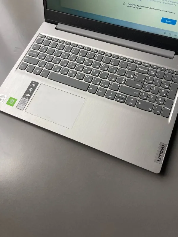 Lenovo ноутбук 1